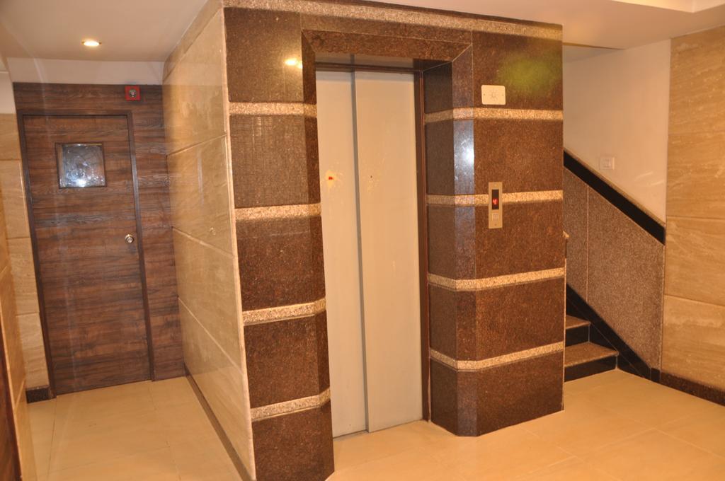 Hotel Sms Grand Inn Vellore Buitenkant foto